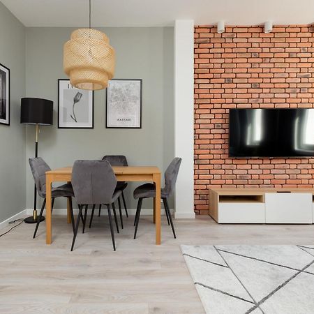 Central Apartment Emilii Plater By Noclegi Renters Varsavia Esterno foto