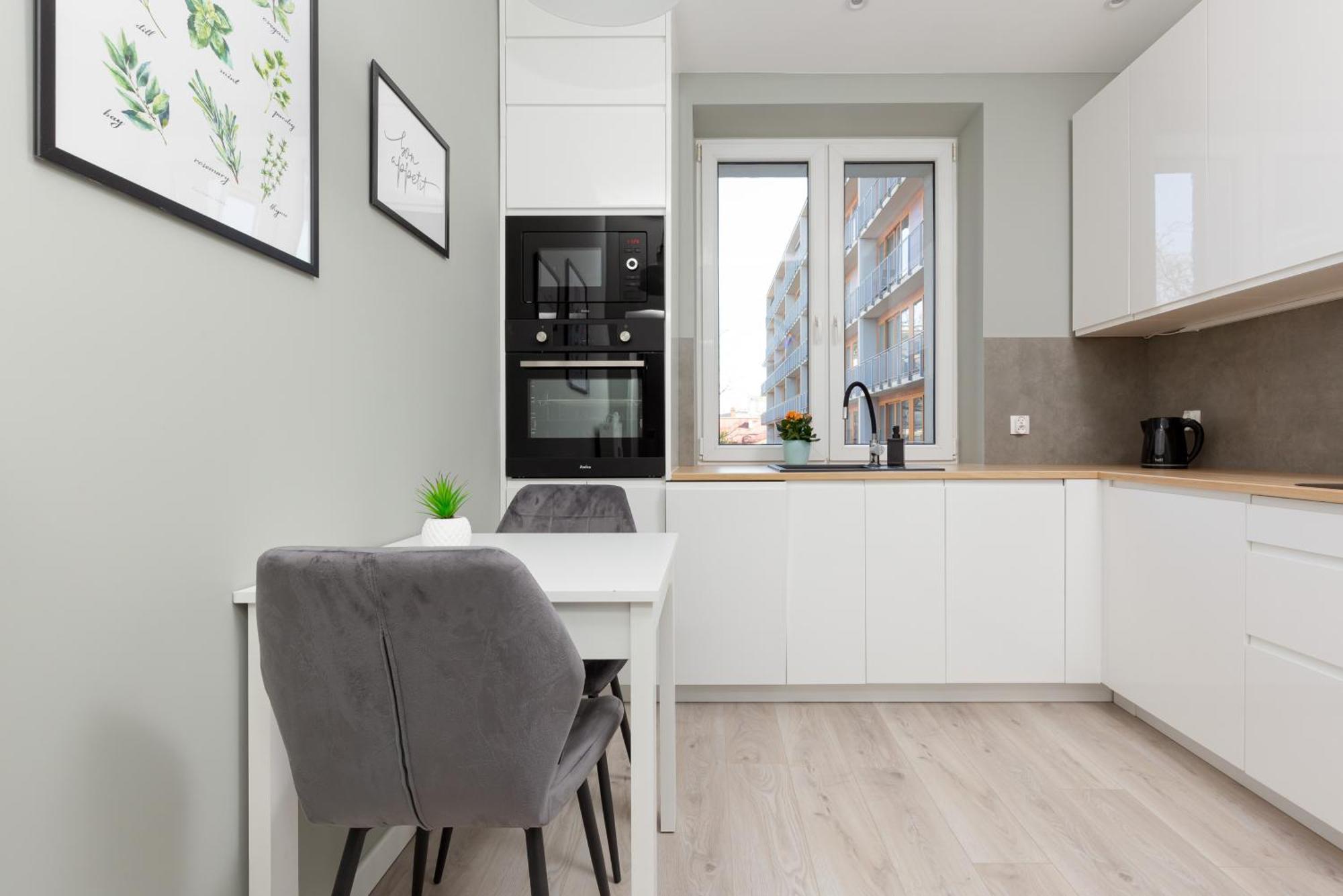 Central Apartment Emilii Plater By Noclegi Renters Varsavia Esterno foto